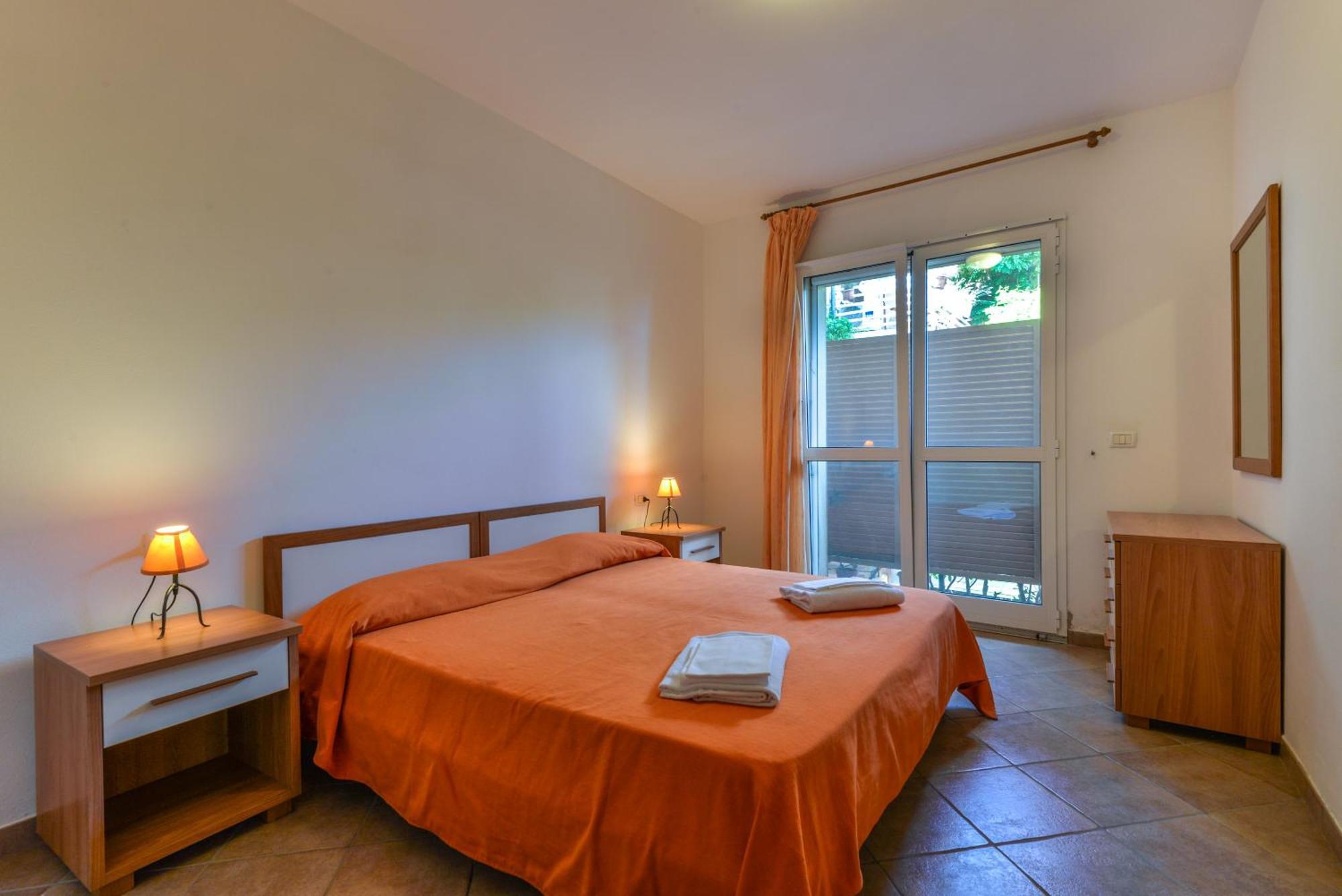 Residence Le Acacie Capoliveri  Bagian luar foto